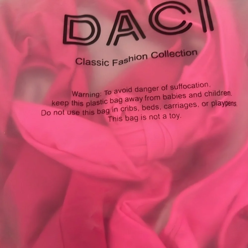Daci Deep Plunge V-Neck Backless One Piece Swimsuit neon pink size 14 W NWT XL